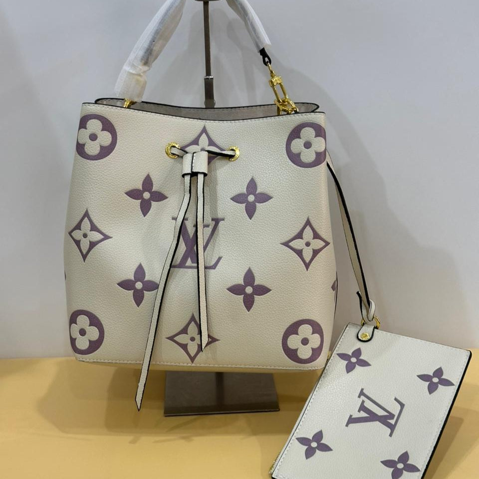 Louis Vuitton Bucket Bag | White