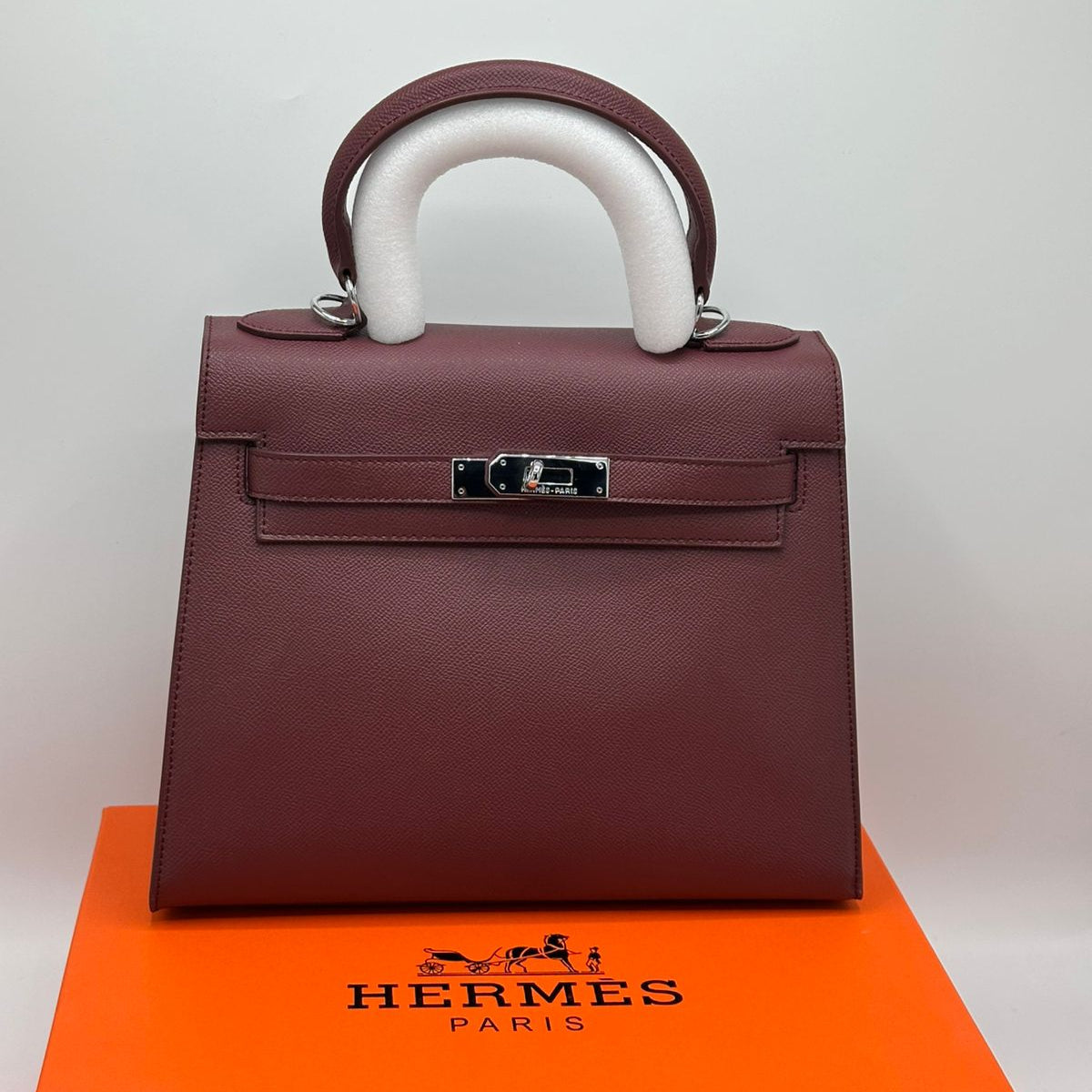 Hermes Kelly Leather Bag | Purple