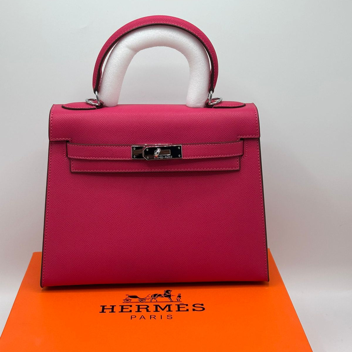 Hermes Kelly Leather Bag | Dark Pink