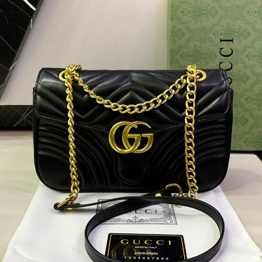 Gucci Marmont Shoulder Bag | Black