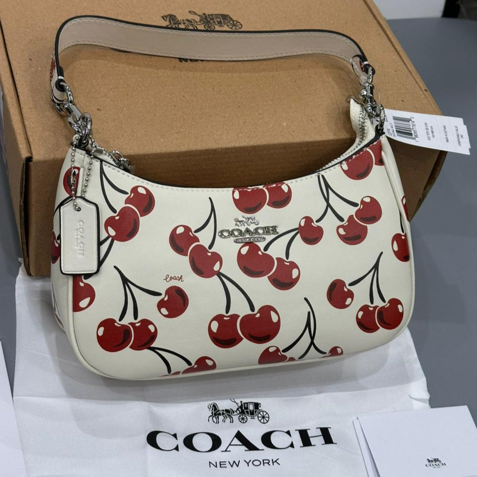 Coach Teri Shoulder Bag High Quality | Cherry White