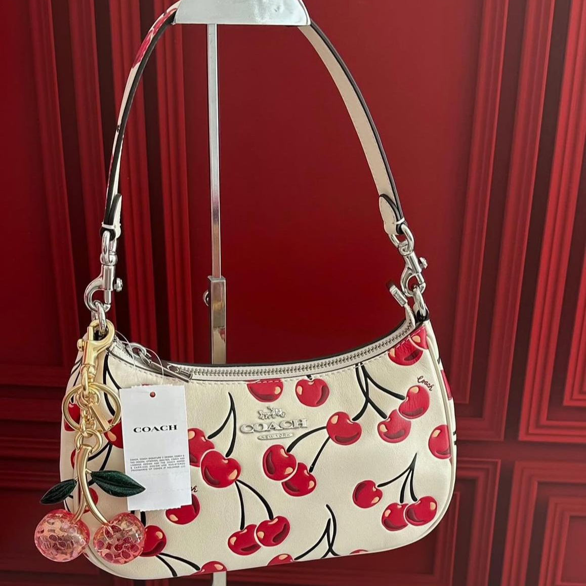 Coach Teri Shoulder Bag High Quality | Cherry White