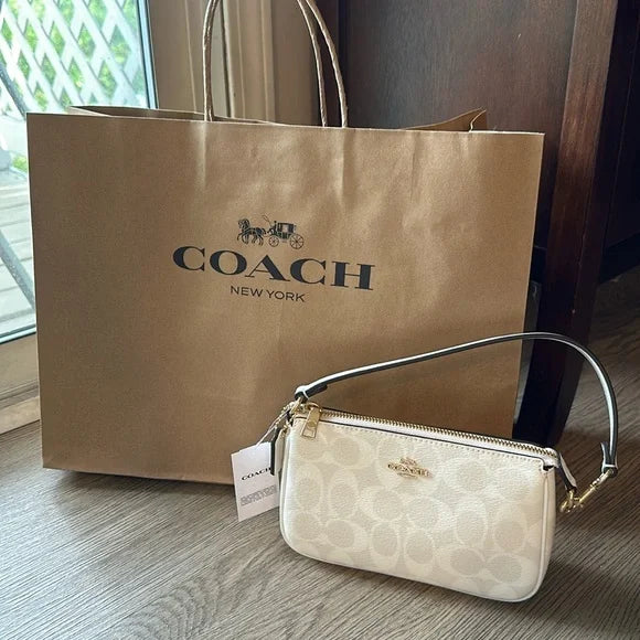 Coach Nolita 19' | White Signature