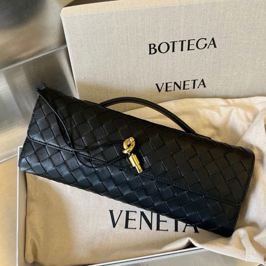 Bottega Veneta Long Clutch | Black