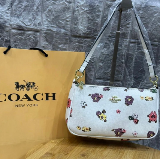 Coach Nolita 19' | Rose