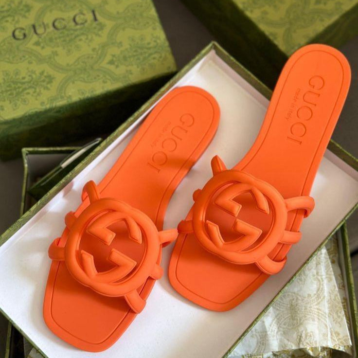 Gucci Interlocking Slides | Orange