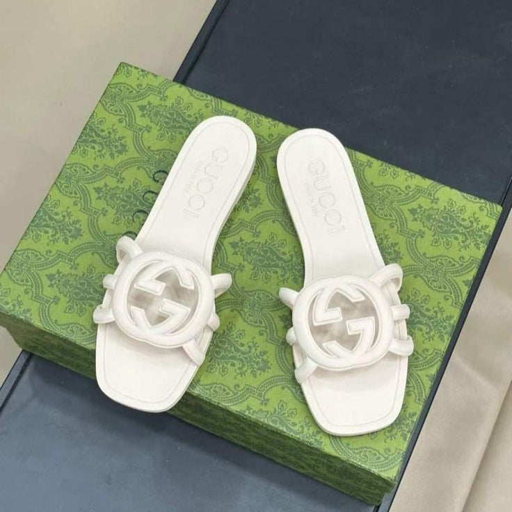 Gucci Interlocking Slides | White